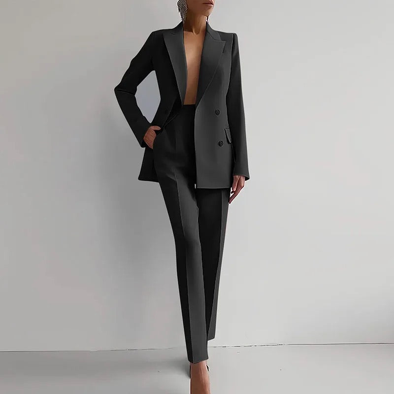 Scarlett | Tailored Cigarette Suit