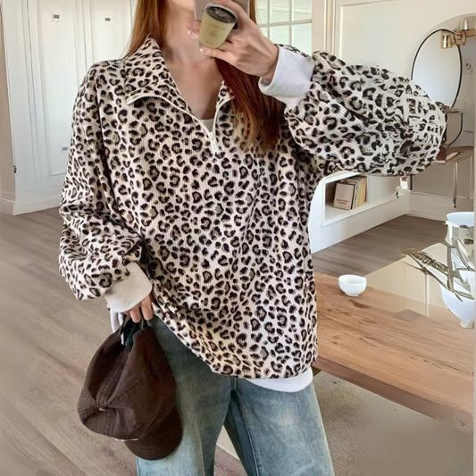 Selena – Cozy Leopard Print Sweatshirt