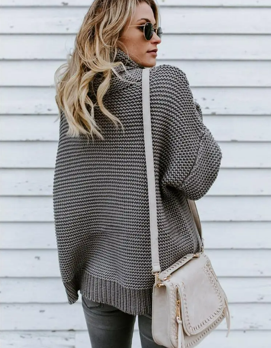 Madge Turtleneck Pullover