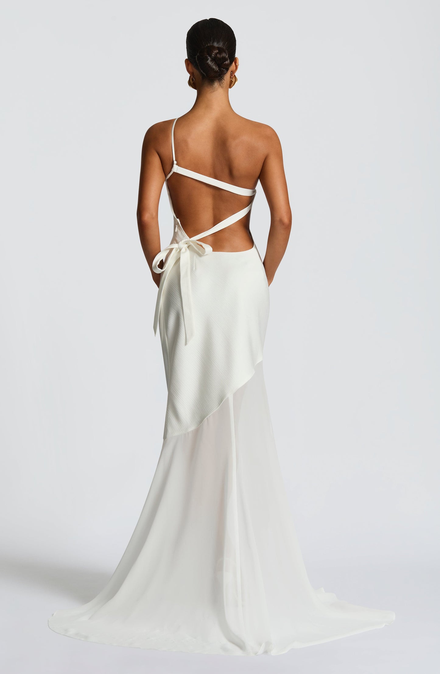Vionna – One-Shoulder Mesh Gown