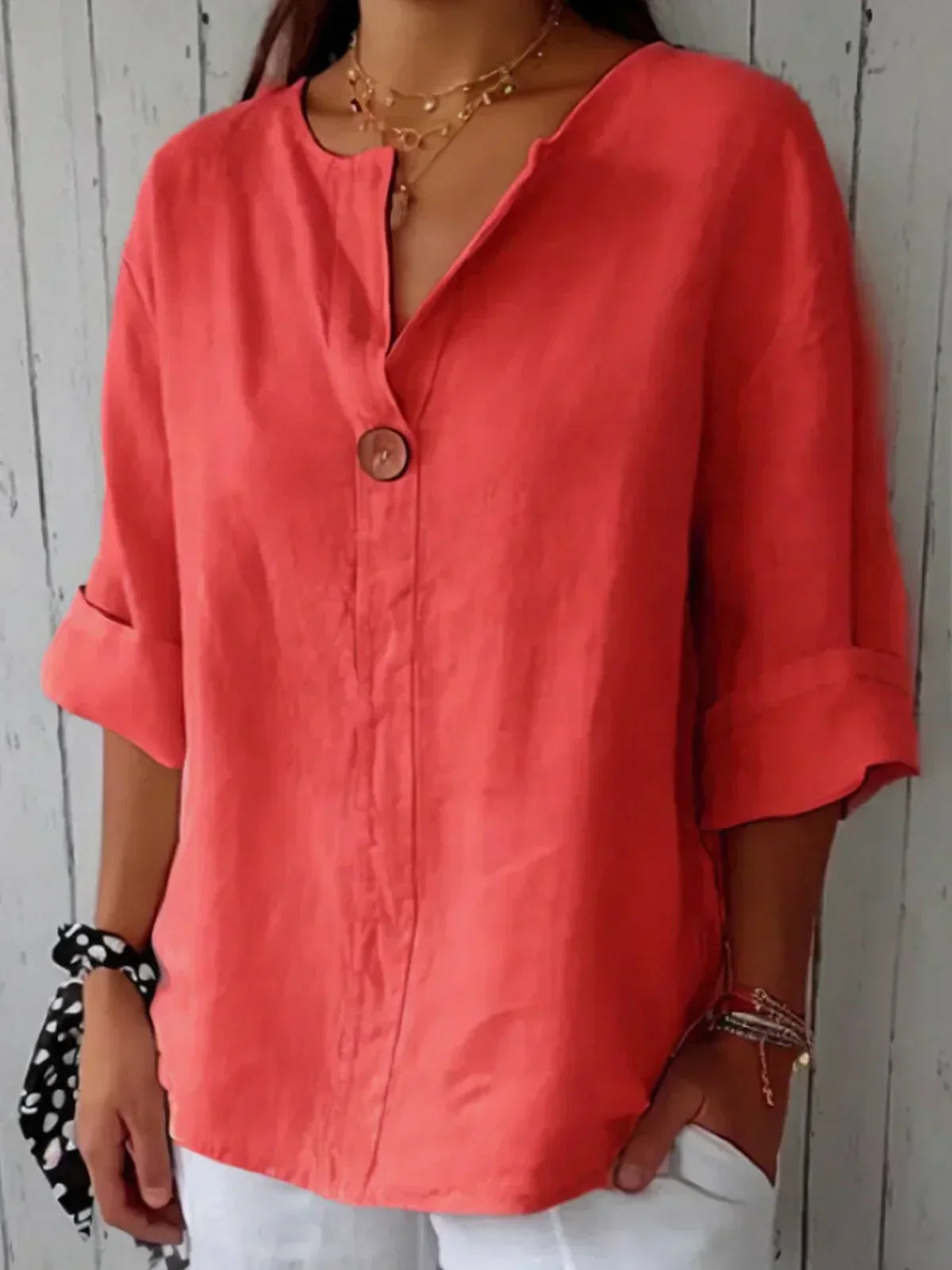 Betty - Casual V-Neck Blouse