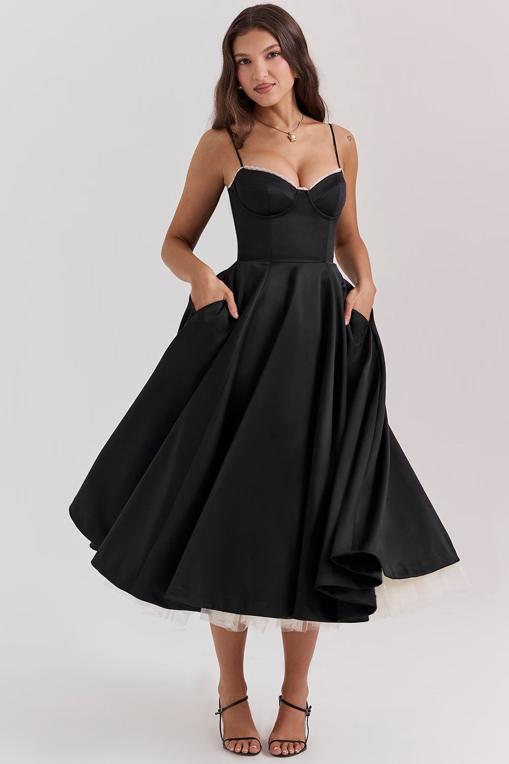 Amelia Grace | Flowy Midi Dress