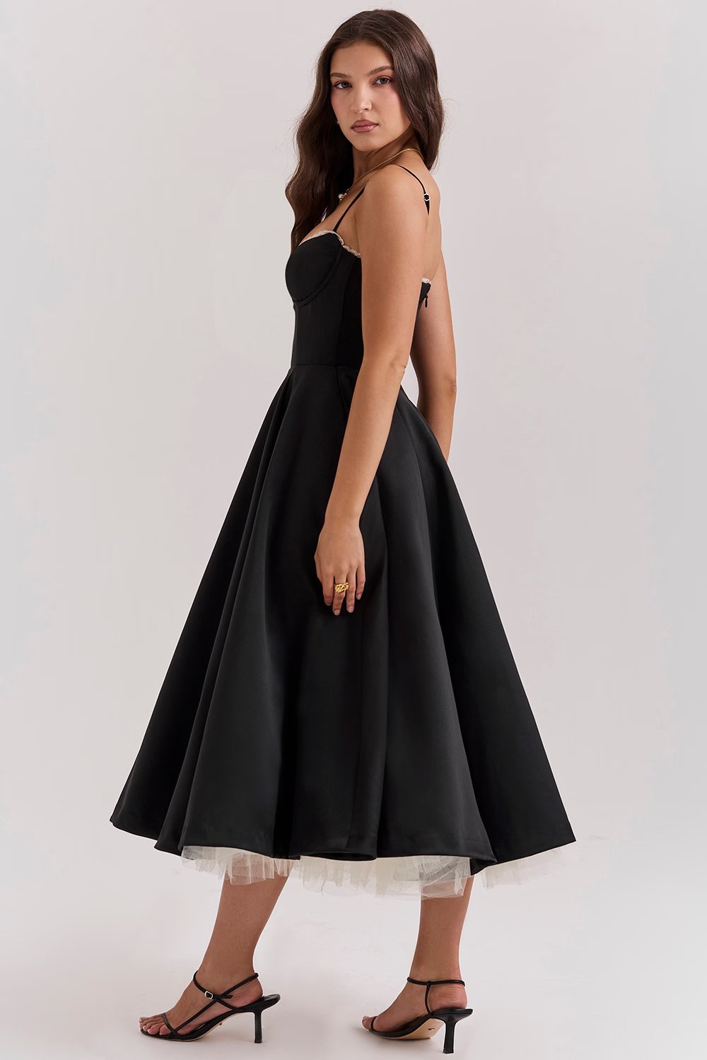 Amelia Grace | Flowy Midi Dress
