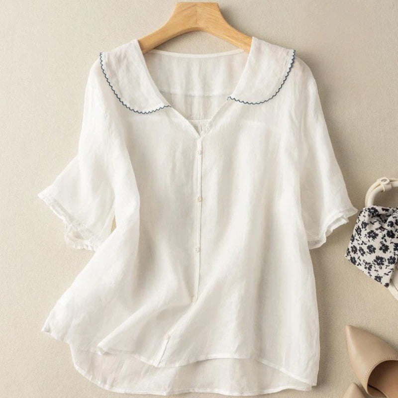 Mila | Vintage blouse with button