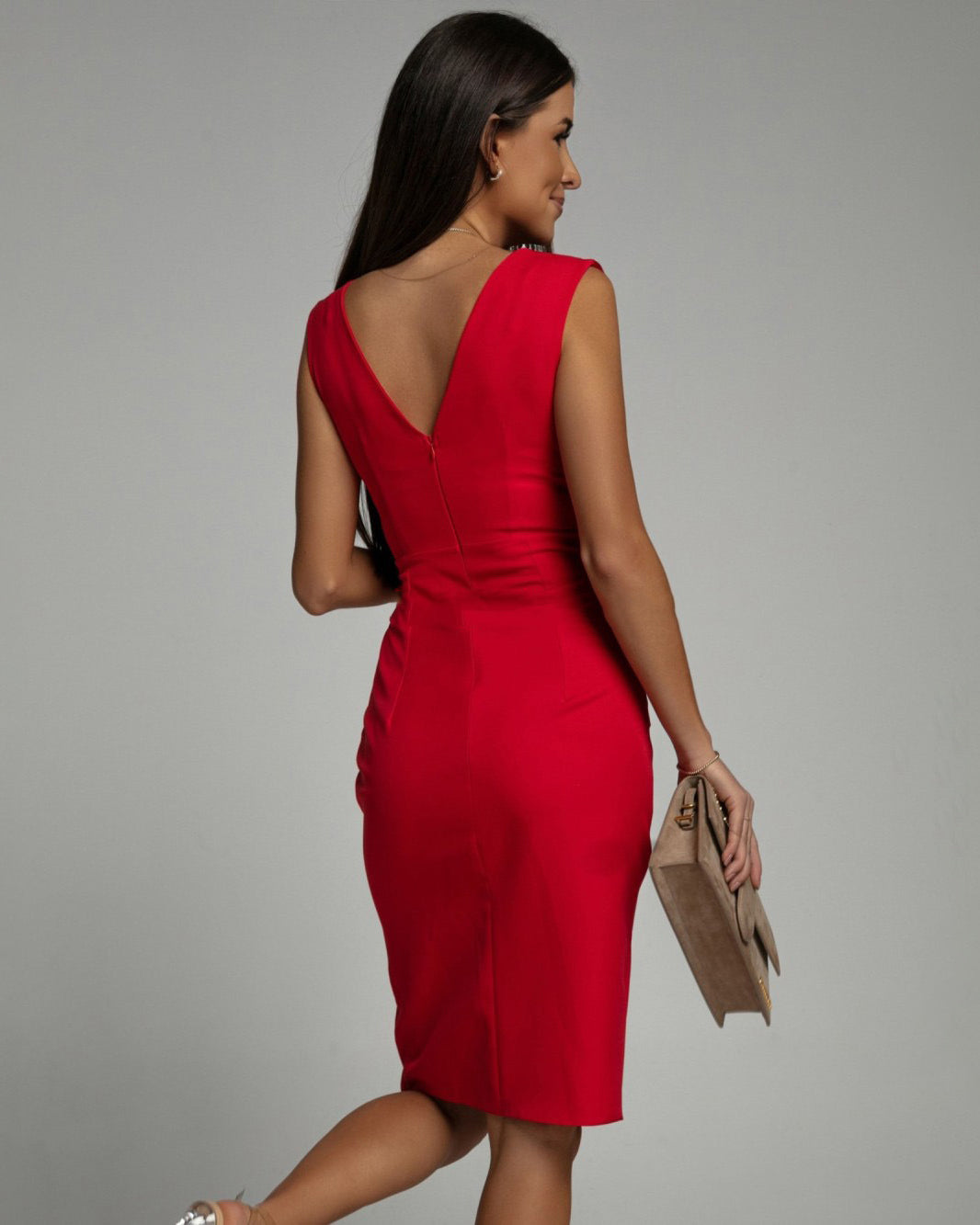 Ianthe | Fitted Dress with V-Neck and Slit