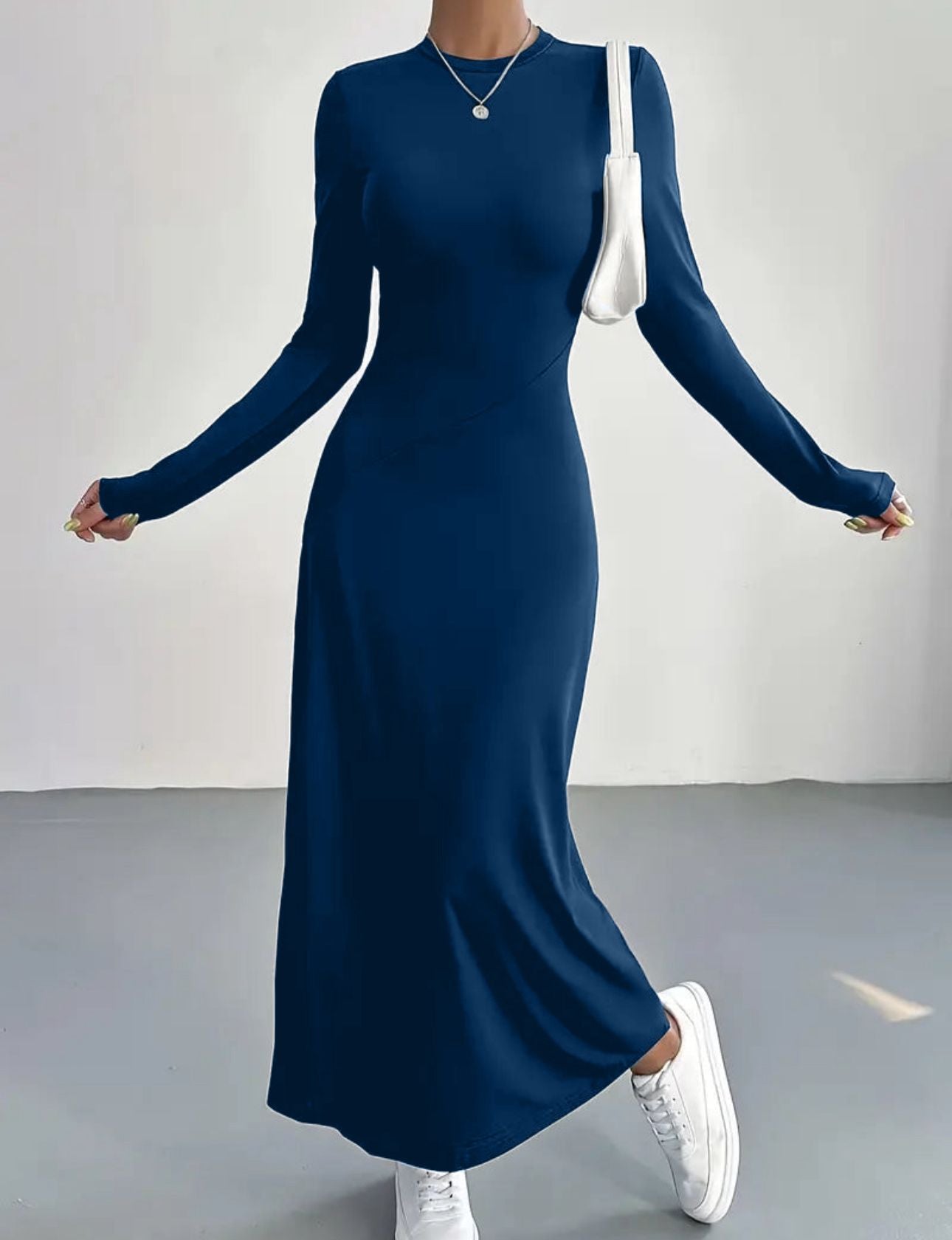 Selena | Sleek Long-Sleeve Maxi Dress