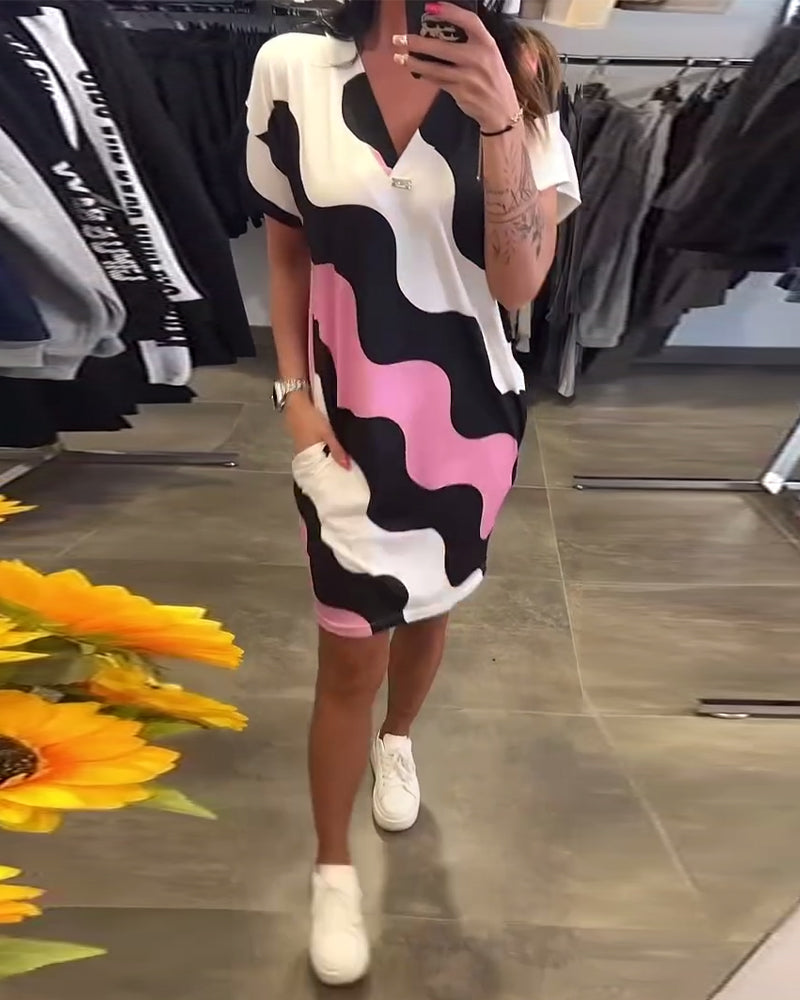 Thessaly – Wave Print V-Neck Dress