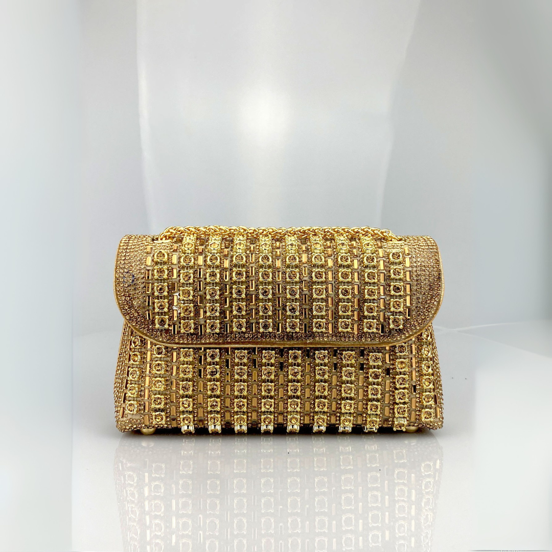 Ariane – Chic Chain Colored Diamond Shoulder Bag