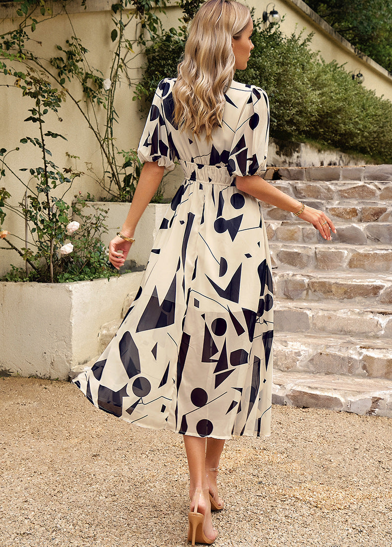 Aurora – Elegant Floral Dress