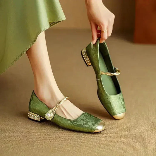 Cilia | Modern Comfort Shoes for Everyday Wear