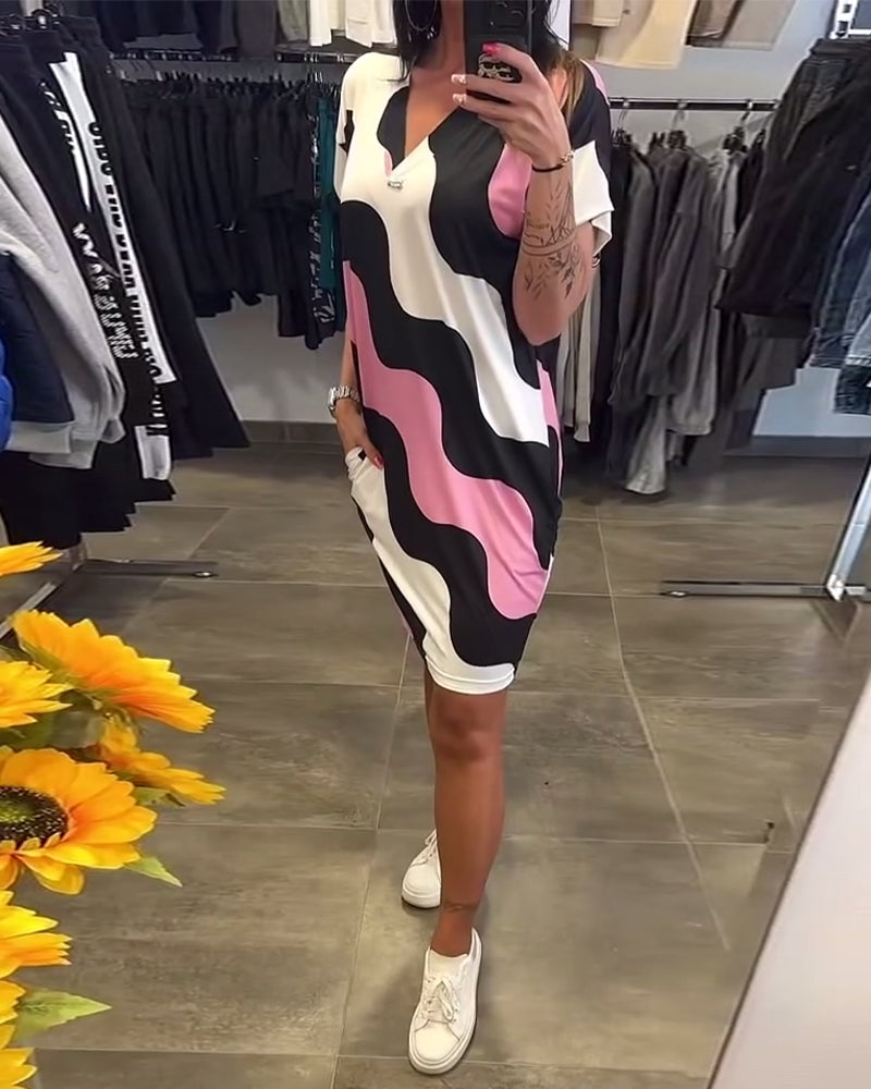 Thessaly – Wave Print V-Neck Dress