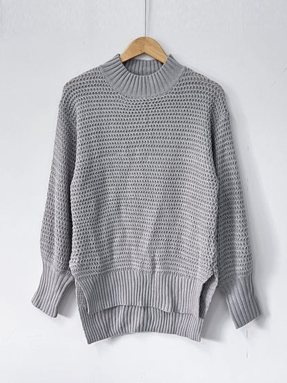 Maya | Elegant Split Jumper