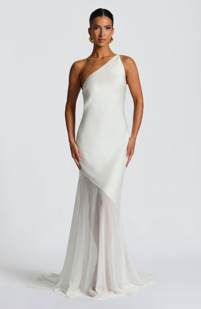 Vionna – One-Shoulder Mesh Gown