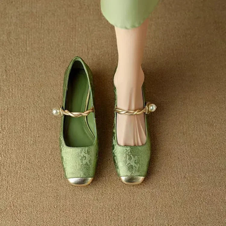 Cilia | Modern Comfort Shoes for Everyday Wear