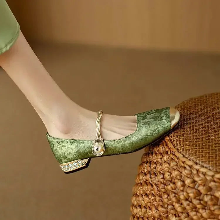 Cilia | Modern Comfort Shoes for Everyday Wear