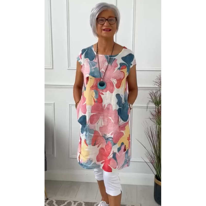Trinity | Elegant round neck dress